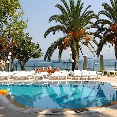 Hotel de apartamente Sirocco 2*