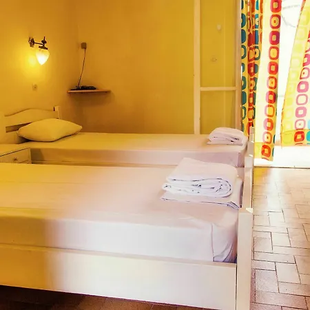 Sirocco Hotel de apartamente Kávos